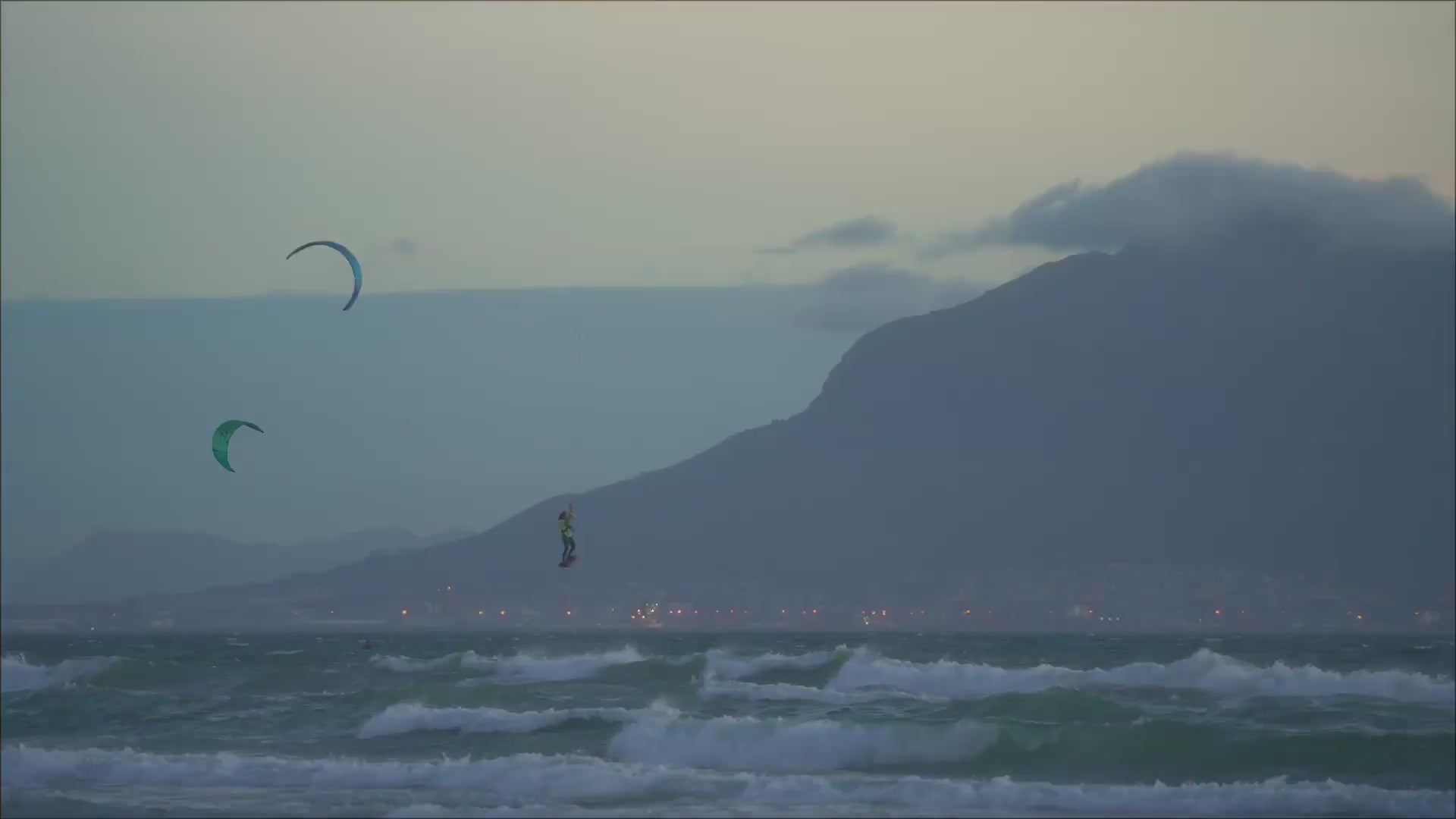 surf video, kiten, windsurfen, golfsurfen